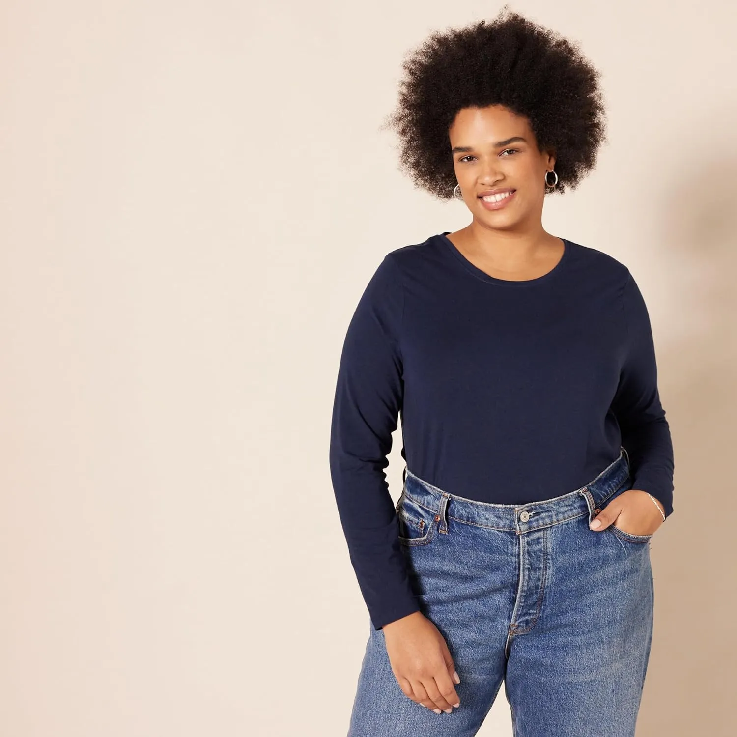 Amazon Essentials Women's Regular-Fit Long-Sleeve Crewneck T-Shirt (Available in Plus Size)