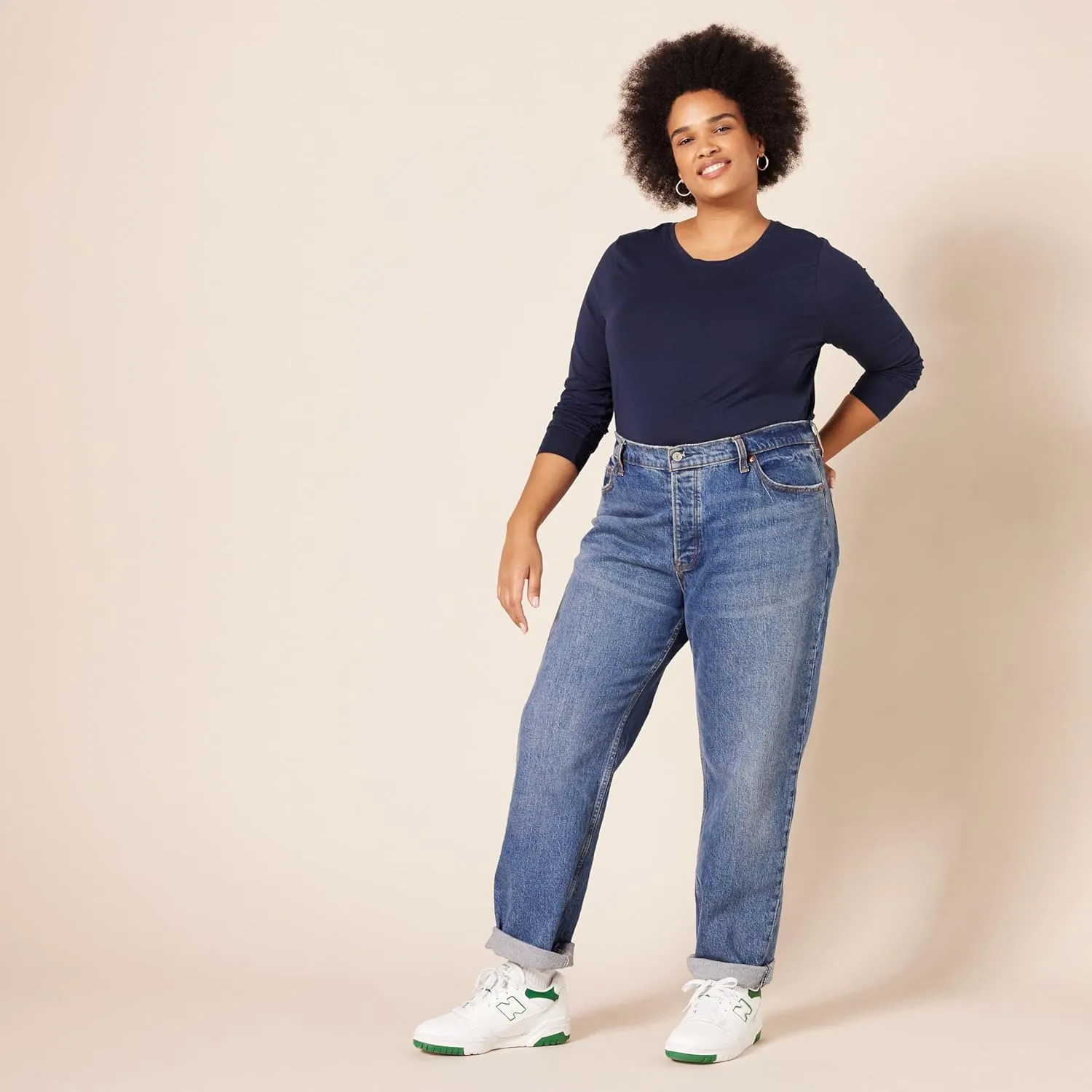 Amazon Essentials Women's Regular-Fit Long-Sleeve Crewneck T-Shirt (Available in Plus Size)