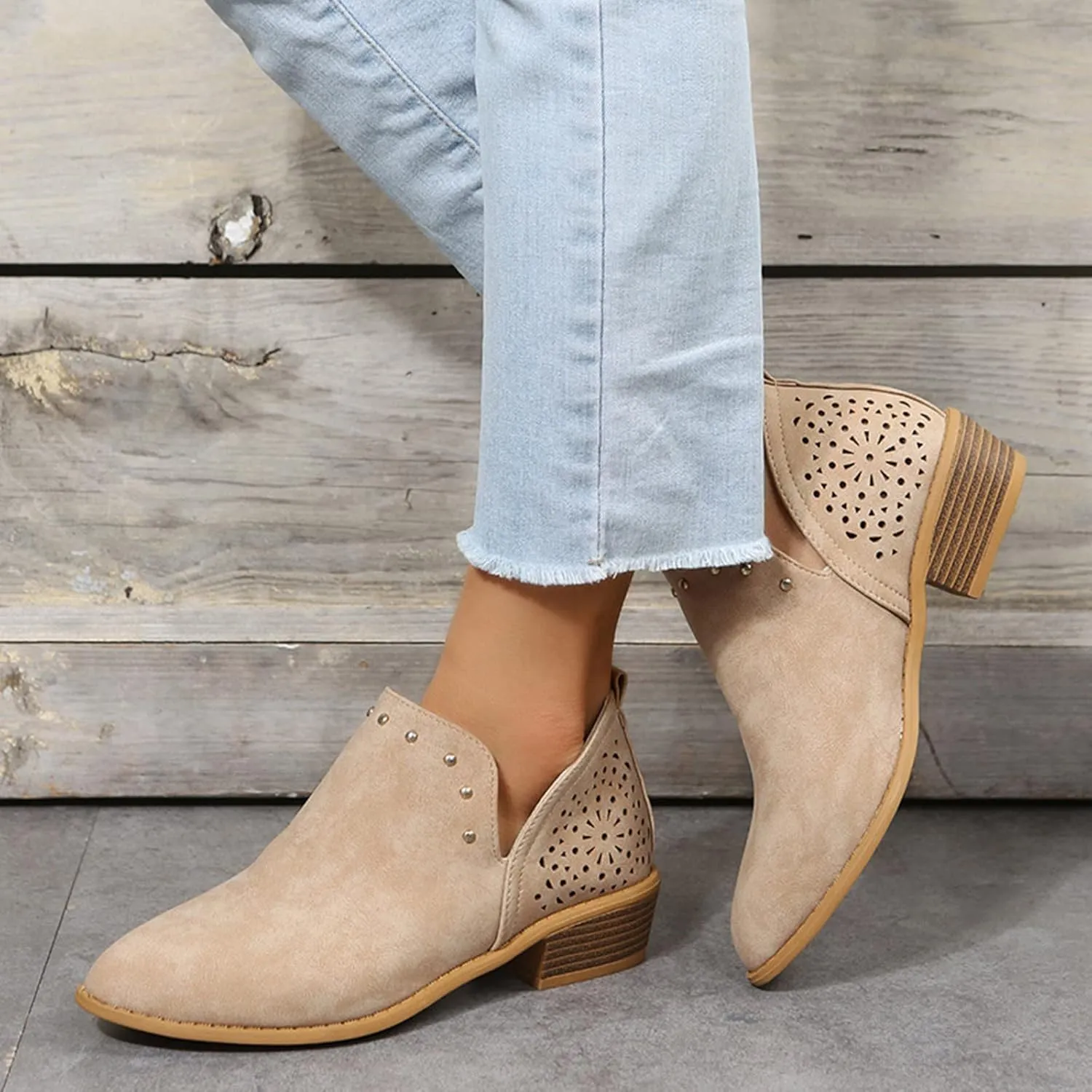 Gibobby Boots for Women Low Heel,Retro V-Cutout Short Warm Boots Closed Toe Low Heel Combat Western Shoes