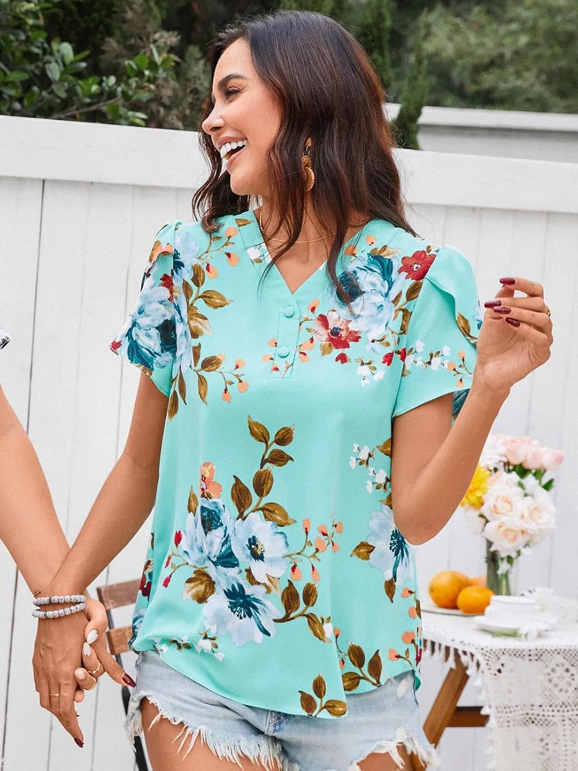 HOTGIFT Womens Blouse 2025 Summer Short Sleeve V Neck Buttons Chiffon Tops M-3XL