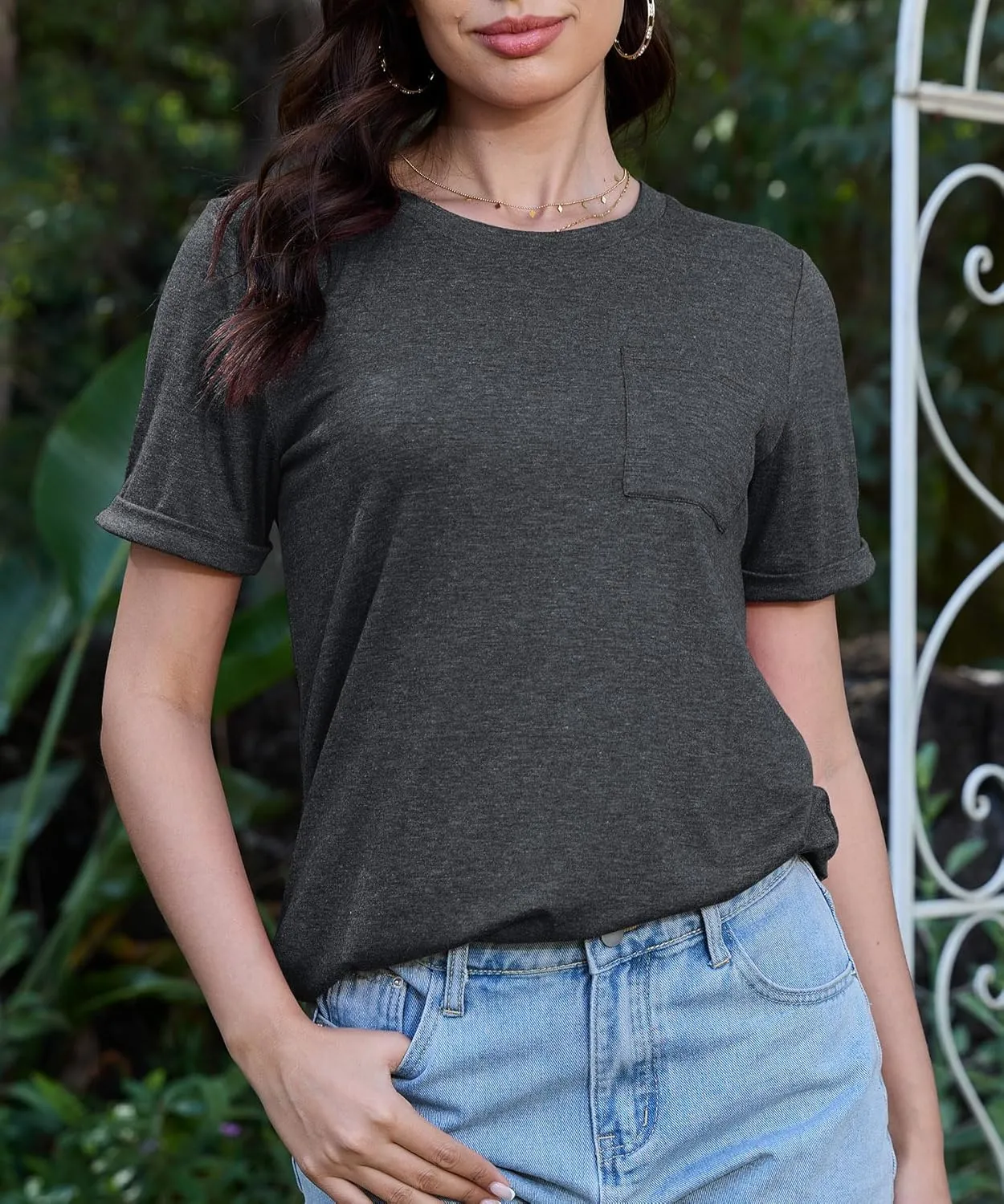 JomeDesign Womens Summer Tops Casual Short Sleeve Shirts with Pocket Lightweight Crew Neck Tee Classic Fit