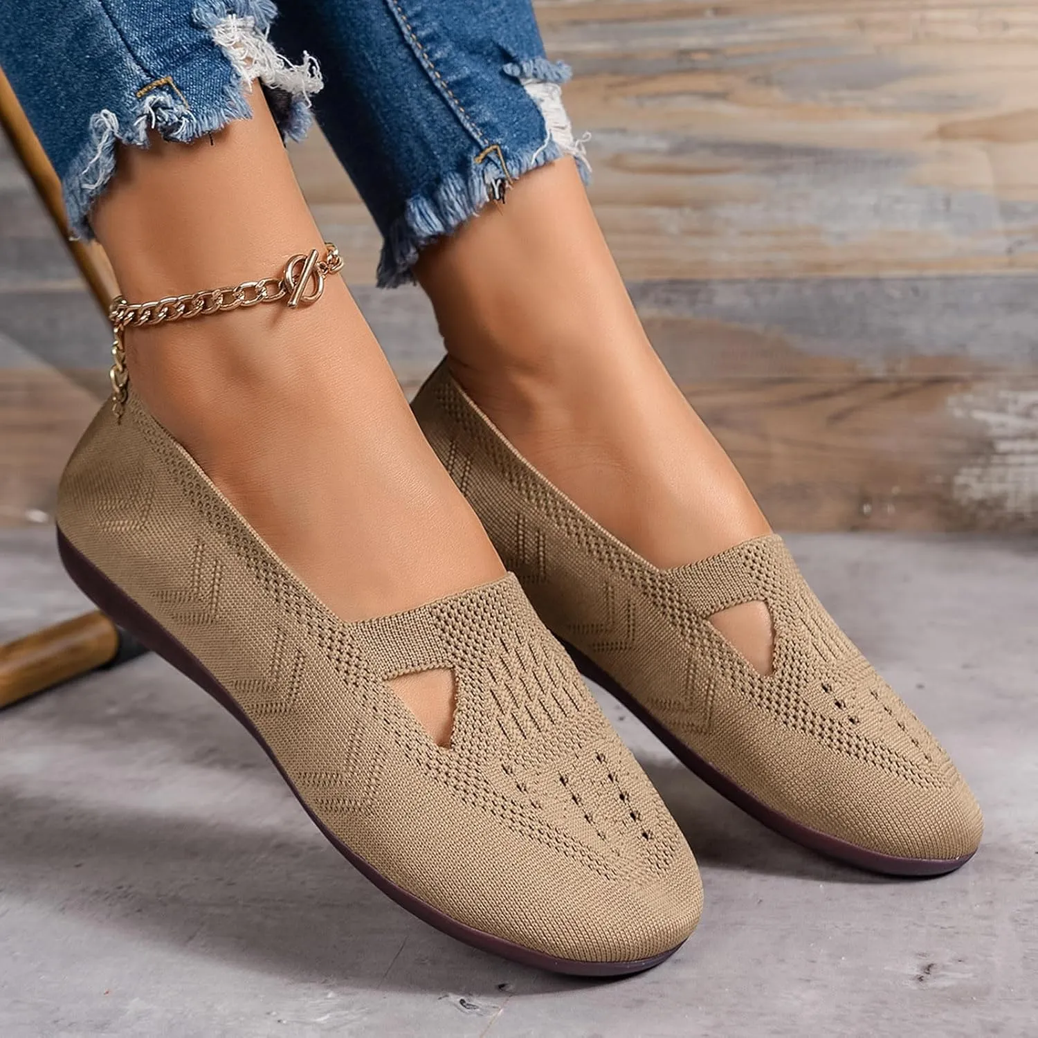 Ladies Breathable Hollow Out Mesh Flat Out Lightweight Large Size Casual Shoes Business Casual Work Shoes for