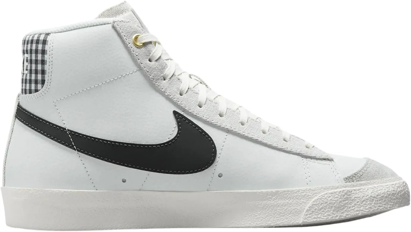 Nike Men's Classic