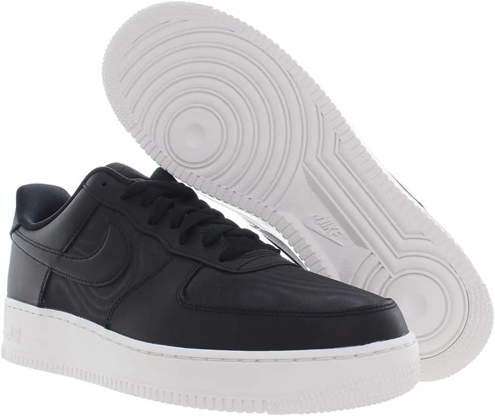 Nike Men's Modern