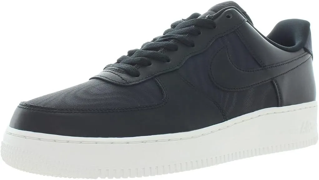 Nike Men's Modern