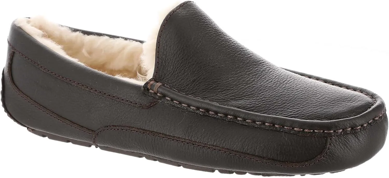UGG Men's Ascot Slipper