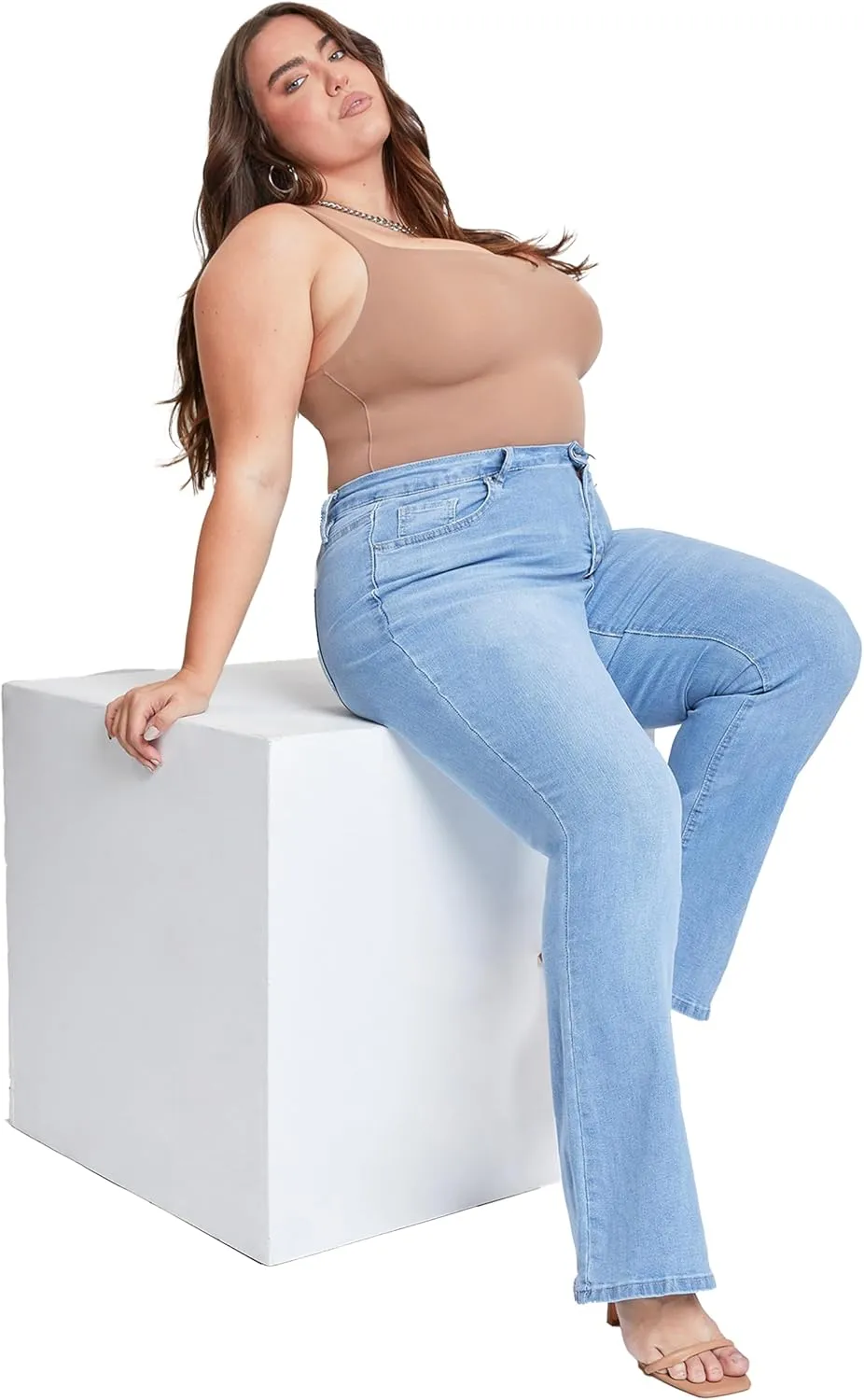 YMI Women's Junior Plus Size Basic Flare Jean